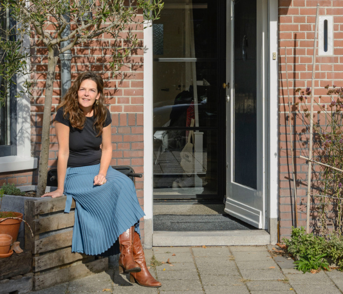 Gluren bij de buren foto 2